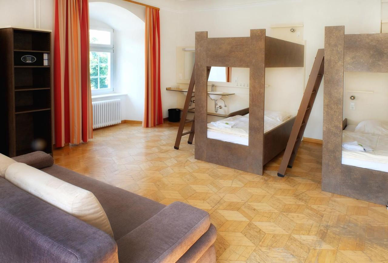 Готель Jugendhaus St. Norbert Rot an der Rot Екстер'єр фото