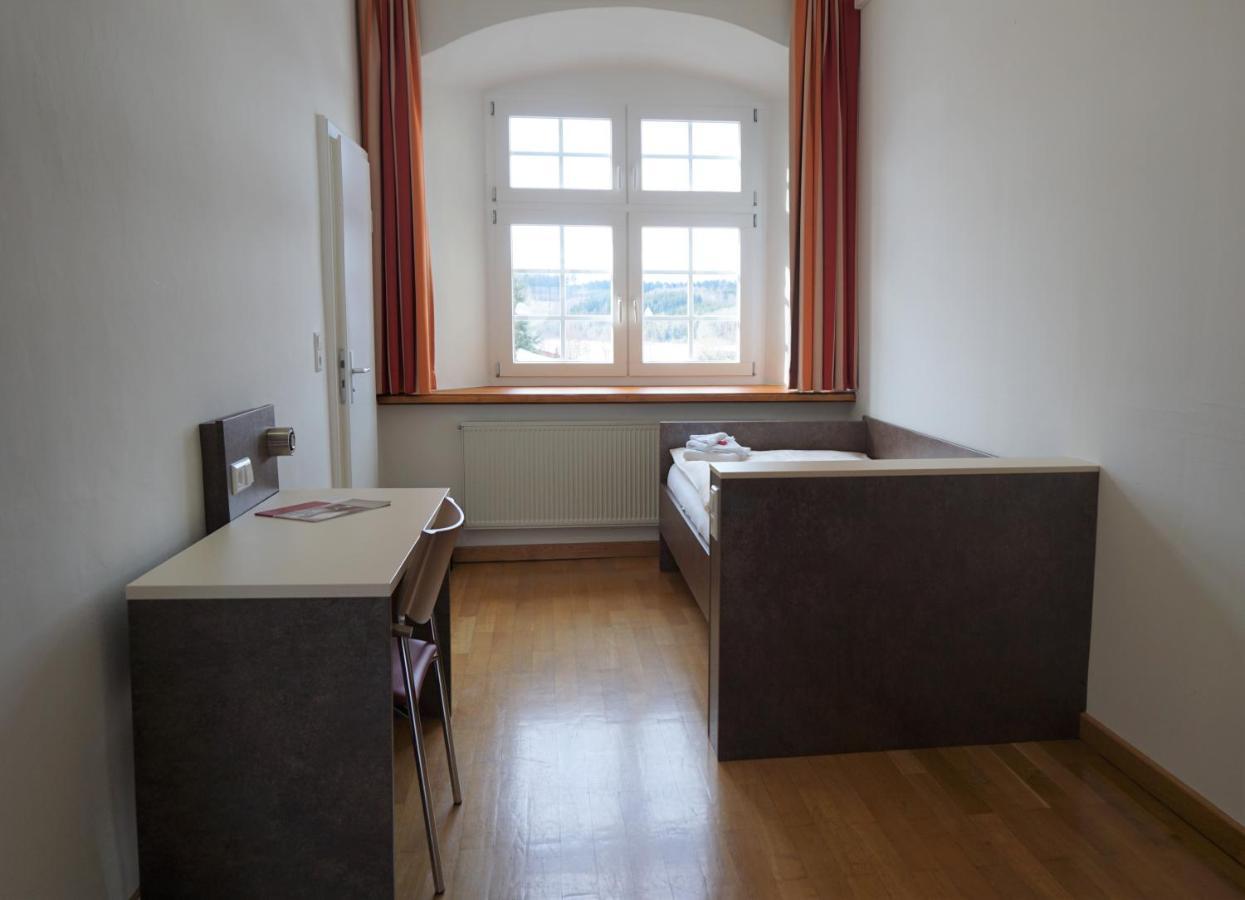 Готель Jugendhaus St. Norbert Rot an der Rot Екстер'єр фото